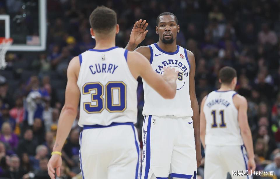 NBA总决G5邀米奇·盖顿赛前唱国歌 NBA总决G5邀米奇·盖顿赛前唱国歌