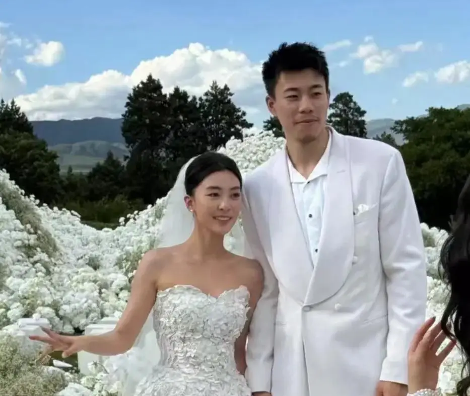 奇才榜眼萨尔接受右脚骨折手术 奇才榜眼萨尔接受右脚骨折手术