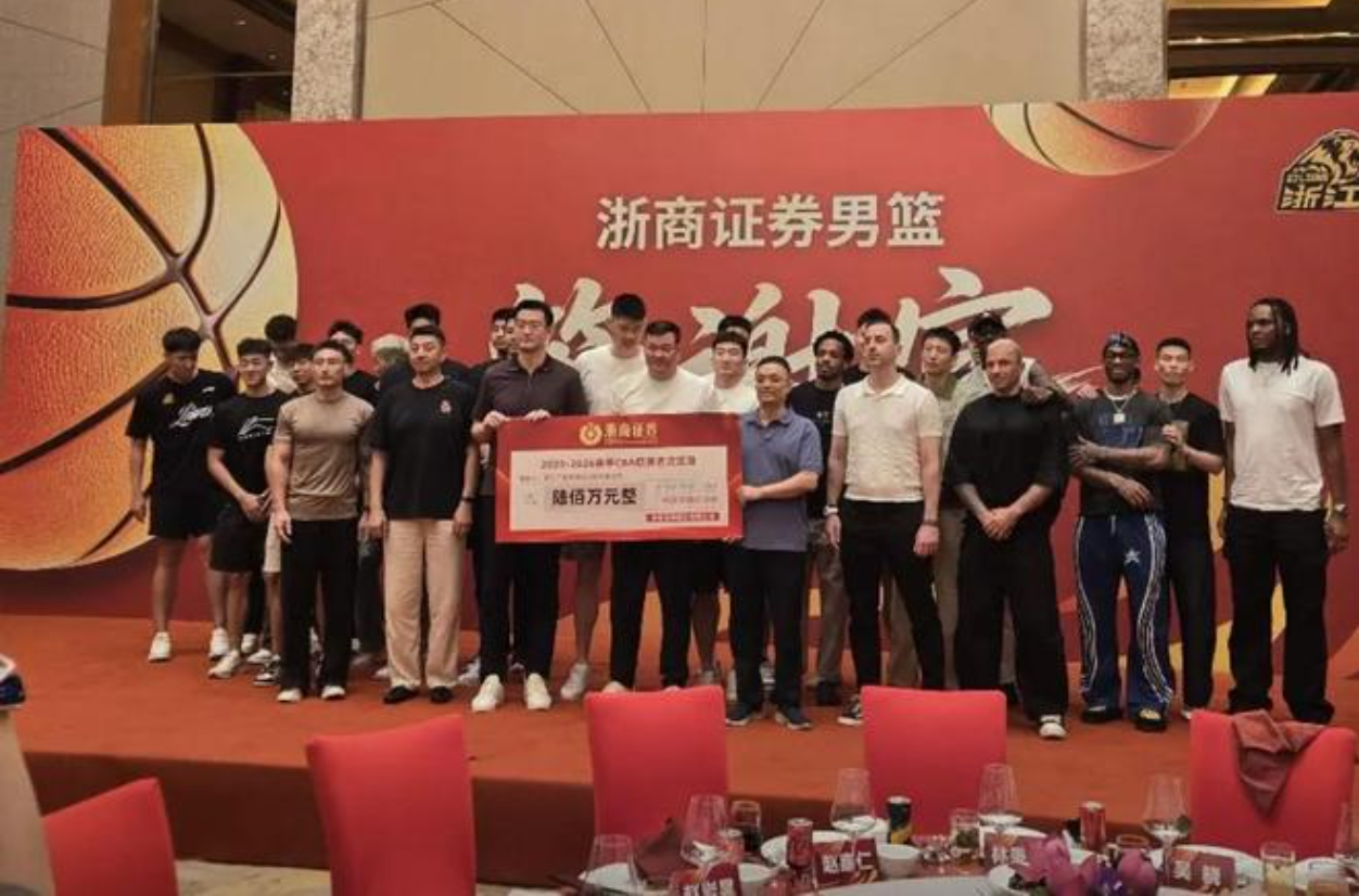 流弊!有望代表国王!中国后卫二次挑战NBA 流弊!有望代表国王!中国后卫二次挑战NBA