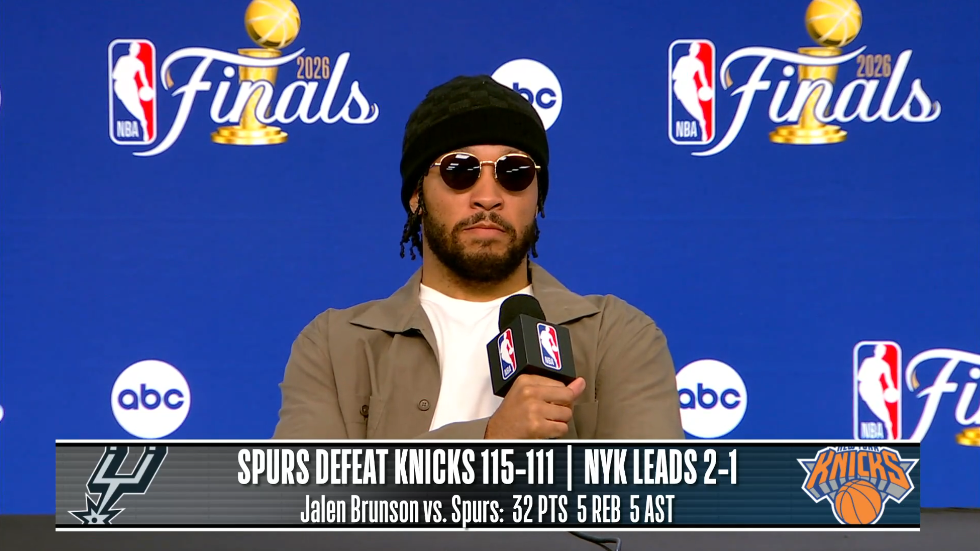 NBA球员齐聚青训营:朗多传授球商,欧文膝伤后首秀状态良好 NBA球员齐聚青训营:朗多传授球商,欧文膝伤后首秀状态良好