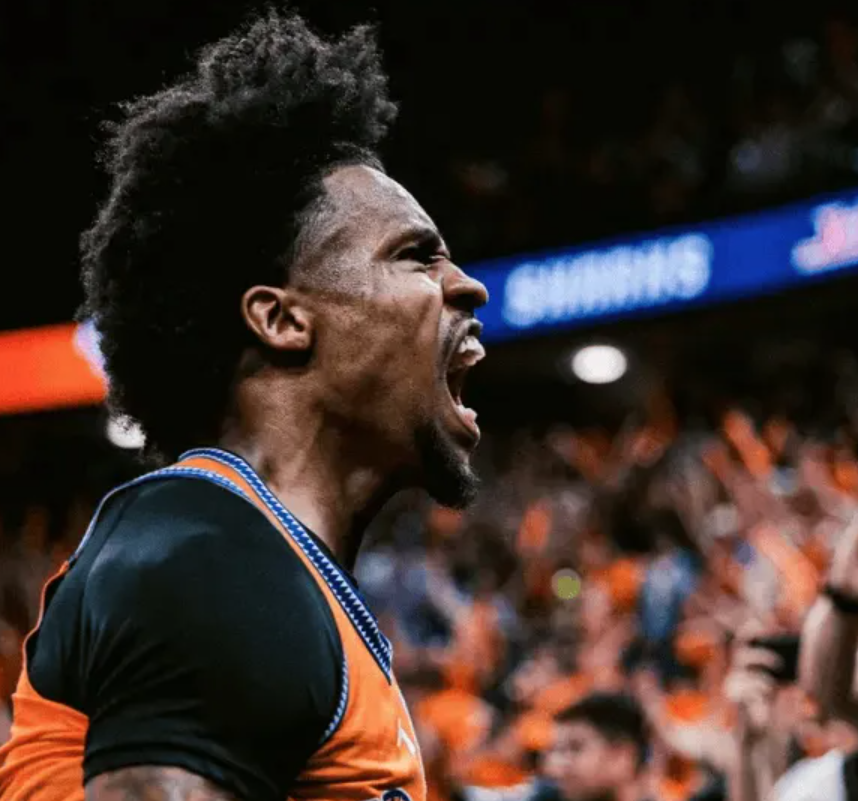 NBA总决赛G5裁判名单揭晓:阵容构成对主队马刺有利? NBA总决赛G5裁判名单揭晓:阵容构成对主队马刺有利?